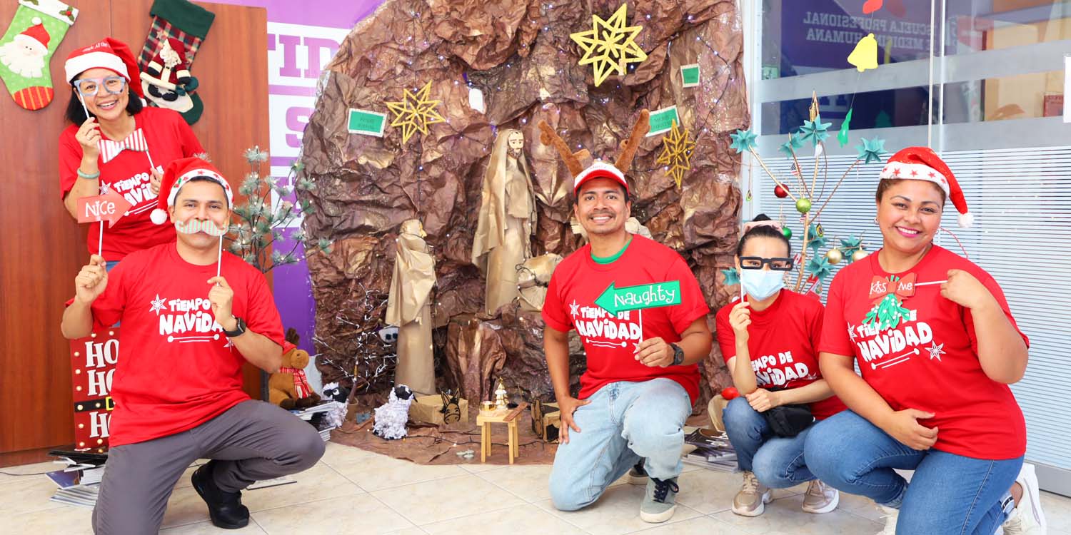Creatividad y fervor navideño en concurso de nacimientos - El Centro de Idiomas se consagró campeón de la competencia en el campus Piura